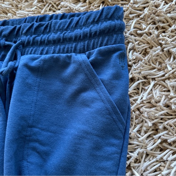Free People FP Movement Sunny Skinny Sweatpants Size Small Navy - Picture 9 of 9